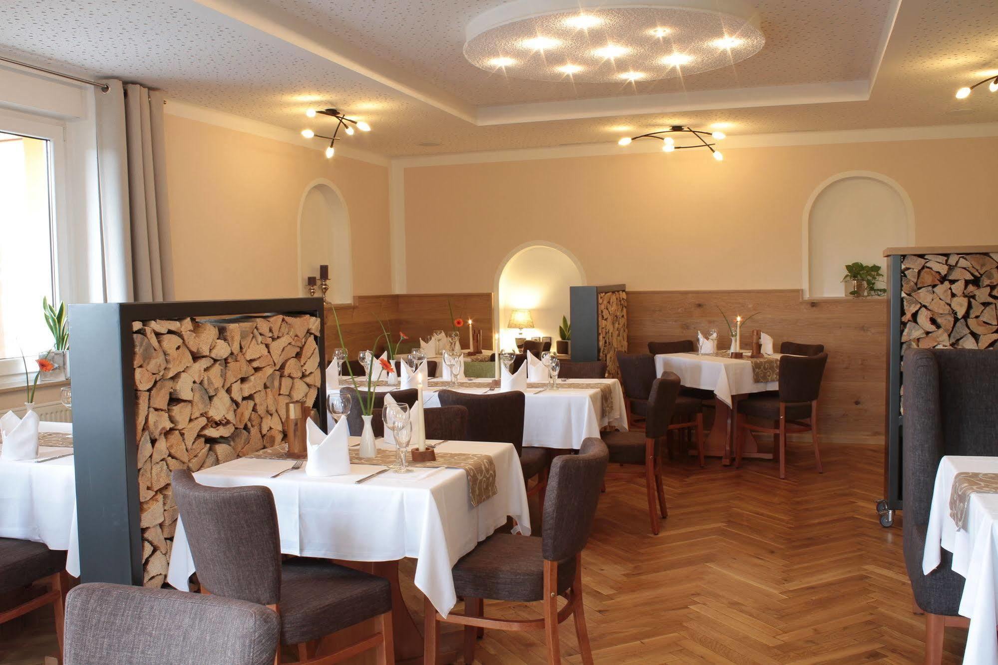 Hotel Restaurant Zwergschloesschen غيرا المظهر الخارجي الصورة